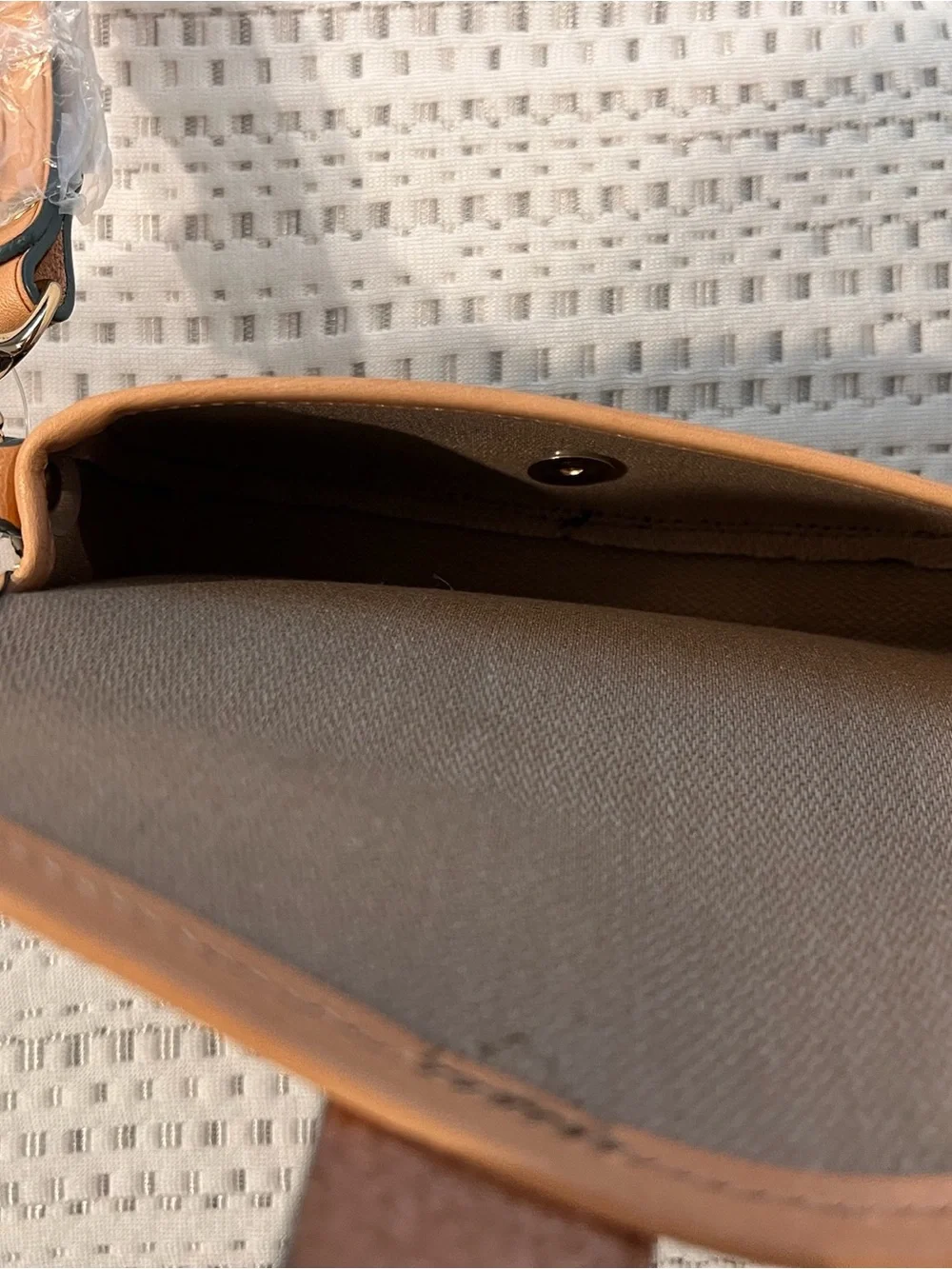Dooney & Bourke compact clutch